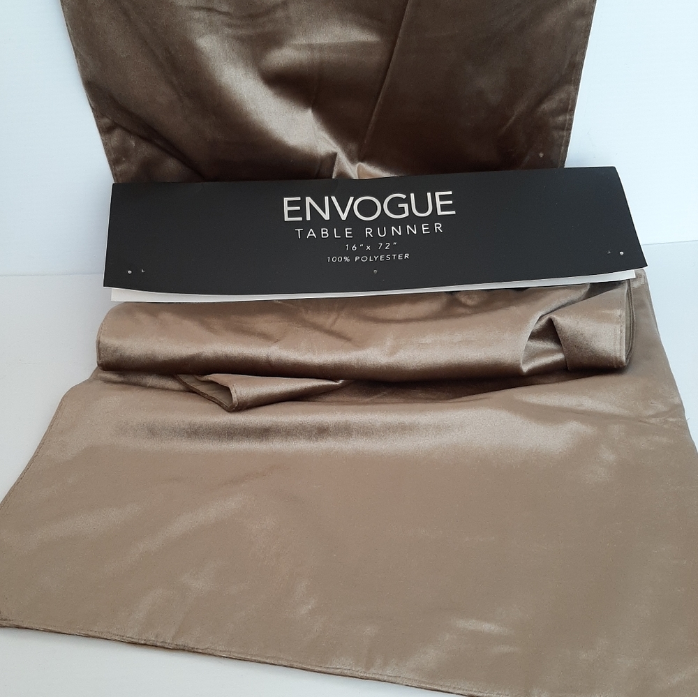 **Envogue Velvet Taupe Table Runner 16" x 72"